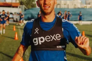 Δουλειά... με απόλυτη προσήλωση! (Φώτος)