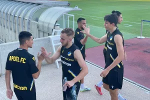 ΑΠΟΕΛ/ Η τελευταία προπόνηση ενόψει Κιζιλζάρ (φώτος)