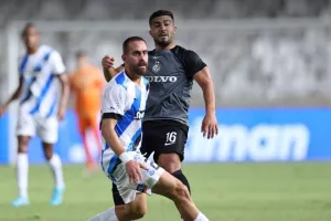 Χάμπος: ''Αν κάναμε το 3-0 με Νταμπό, τώρα θα μιλούσαμε διαφορετικά''