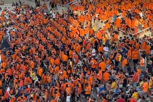 ΒΙΝΤΕΟ/ΦΩΤΟΣ-Ατμόσφαιρα από νωρίς οι Πορτοκαλί!