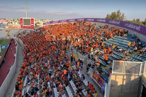 ΒΙΝΤΕΟ/ΦΩΤΟΣ-Ατμόσφαιρα από νωρίς οι Πορτοκαλί!