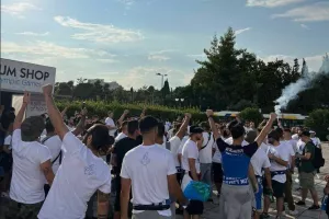 Απόλλων: Ανέβηκαν τα... ντεσιμπέλ στην Αθήνα (Βίντεο/Φώτος Kerkida)