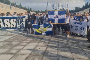 Απόλλων: Ανέβηκαν τα... ντεσιμπέλ στην Αθήνα (Βίντεο/Φώτος Kerkida)