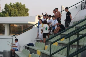 Ατμόσφαιρα... οι νεαροί οπαδοί της Δόξας (φώτος)
