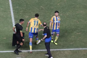 Επιστροφή Κβιλιτάια-Ντεμπούτο για Μορέιρα