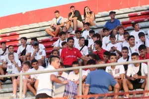 Καρμιώτισσα - Νέα Σαλαμίνα: Πρεμιέρα με το… δεξί με ερυθρόλευκες γκολάρες! (φώτος)