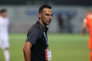 Καρμιώτισσα - Νέα Σαλαμίνα: Πρεμιέρα με το… δεξί με ερυθρόλευκες γκολάρες! (φώτος)