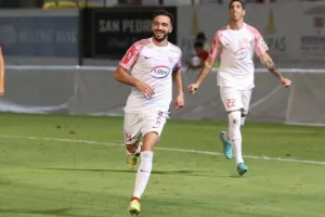 Καρμιώτισσα - Νέα Σαλαμίνα: Πρεμιέρα με το… δεξί με ερυθρόλευκες γκολάρες! (φώτος)