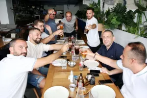 Δεξιώθηκε τους δημοσιογράφους με θέα τον Δούναβη η ΑΕΚ (φώτος) 