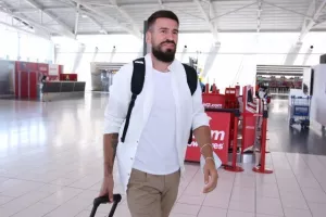Αεροδρόμιο η ΑΕΚ (φώτος/ΚΕΡΚΙΔΑ) 