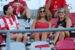 Καρμιώτισσα - Νέα Σαλαμίνα: Πρεμιέρα με το… δεξί με ερυθρόλευκες γκολάρες! (φώτος)