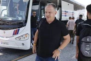 (ΦΩΤΟΣ/BINTEO) Αναχώρησε ο Απόλλωνας