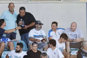Oι οπαδοί του Απόλλωνα σε Δυτική και Ανατολική (φωτορεπορτάζ)