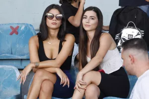 Oι οπαδοί του Απόλλωνα σε Δυτική και Ανατολική (φωτορεπορτάζ)