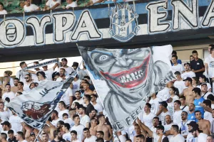 Oι οπαδοί του Απόλλωνα σε Δυτική και Ανατολική (φωτορεπορτάζ)
