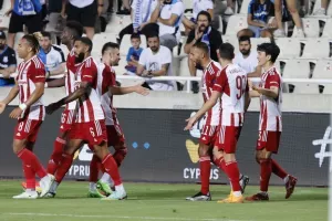 Απόλλων - Ολυμπιακός: Δεν κέρδισε, δεν έχασε, μπορεί να προκριθεί... (φώτος)
