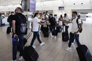 "Πέταξε" για Αθήνα ο Απόλλωνας-Μαζί του το kerkida (βίντεο/φώτος)