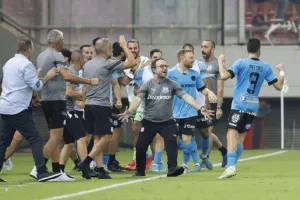 Ολυμπιακός - Απόλλων: Το πήρε στην παράταση, "άγγιξε την πρόκριση", έχασε στα πέναλτι (Φώτος)