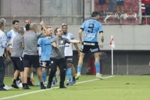 Ολυμπιακός - Απόλλων: Το πήρε στην παράταση, "άγγιξε την πρόκριση", έχασε στα πέναλτι (Φώτος)