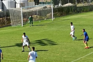 Το παράπονο τουρκοκύπριου παρακολουθώντας το ΑΠΟΕΛ - Δόξα Κ16