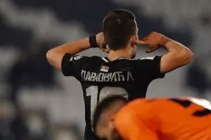 Από Παρτίζαν στη Κύπρο