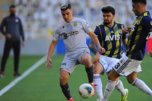 Τηλεφώνημα σε Karim Hafez!