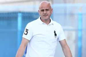 "Weststadion" ο Τιμούρ/φώτο