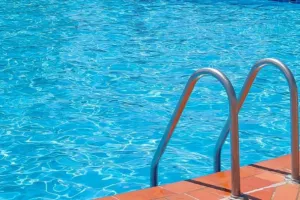 Πάφος: Κοριτσάκι 3,5 ετών εντοπίστηκε νεκρό σε πισίνα ξενοδοχείου