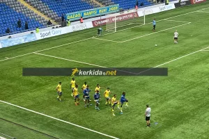 Με Κοσταντίνοφ και Μαρκίνιος η εντεκάδα του ΑΠΟΕΛ!