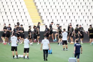 ΑΠΟΕΛ/ Η τελευταία προπόνηση... πριν την Τζουργκάρντεν (Φώτος & Βίντεο)