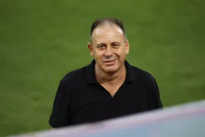 Η προπόνηση του Απόλλωνα στο "Γ. Καραϊσκάκης" (Φώτος/Βίντεο)