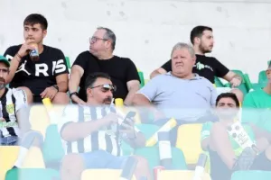 (Φωτορεπορτάζ) Ο κόσμος στην Αρένα