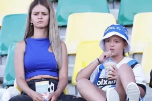 (Φωτορεπορτάζ) Ο κόσμος στην "ΑΡΕΝΑ"