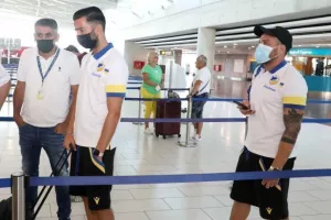 "Πέταξε" για Καζακστάν το ΑΠΟΕΛ - Μαζί... το kerkida.net (βίντεο/φώτος)
