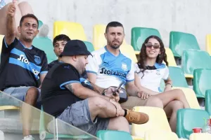 (Φωτορεπορτάζ) Ο κόσμος στην "ΑΡΕΝΑ"