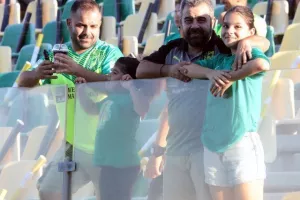 (Φωτορεπορτάζ) Ο κόσμος στην Αρένα