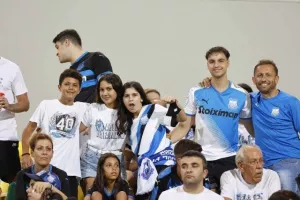 (Φωτορεπορτάζ) Ο κόσμος στην "ΑΡΕΝΑ"