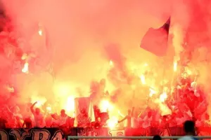 (Φωτορεπορτάζ) Ο κόσμος στην "ΑΡΕΝΑ"