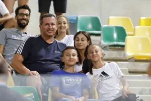 (Φωτορεπορτάζ) Ο κόσμος στην "ΑΡΕΝΑ"