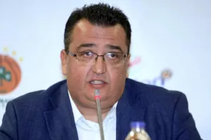 Ο Τριαντόπουλος είναι το νέο... δεξί χέρι του Αγγελόπουλου στην ΑΕΚ