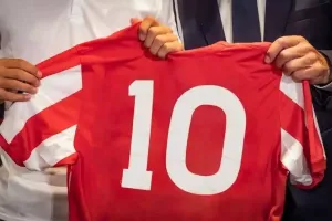 Στην Κύπρο/Μεταγραφές με χιούμορ και... κρυπτόλεξο!