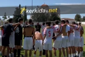 Τα πιτσιρίκια της Νέας Σαλαμίνας κέρδισαν και φώναξαν για την Αμμόχωστο! (βίντεο)