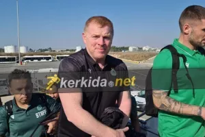 Εδώ ο κόουτς Λένον!