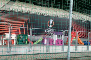 Οικογενειακή... υπόθεση/Cracovia Stadium