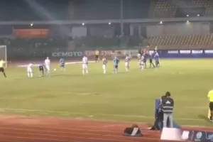 Έχασε πέναλτι με Πίττα ο Απόλλωνας! 