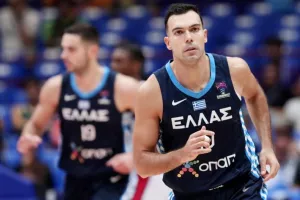 Σλούκας: «Έκανε ένα βήμα μπροστά η ομάδα»