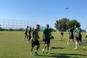 Το Kerkida στην πρωινή της ΑΕΚ ενόψει Ρεν (βίντεο/φώτος)