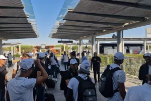 Η άφιξη του Απόλλωνα στο αεροδρόμιο Λάρνακας (φώτος/βίντεο)