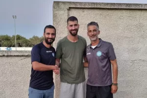 Απέκτησε Φώκλα