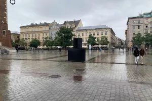 (Φώτος) Βροχερό σκηνικό στην Κρακοβία 